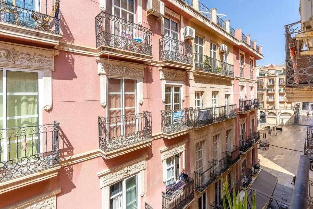 Dirdam Cascoantiguo -Roof Top -4 Min Playa アリカンテ エクステリア 写真